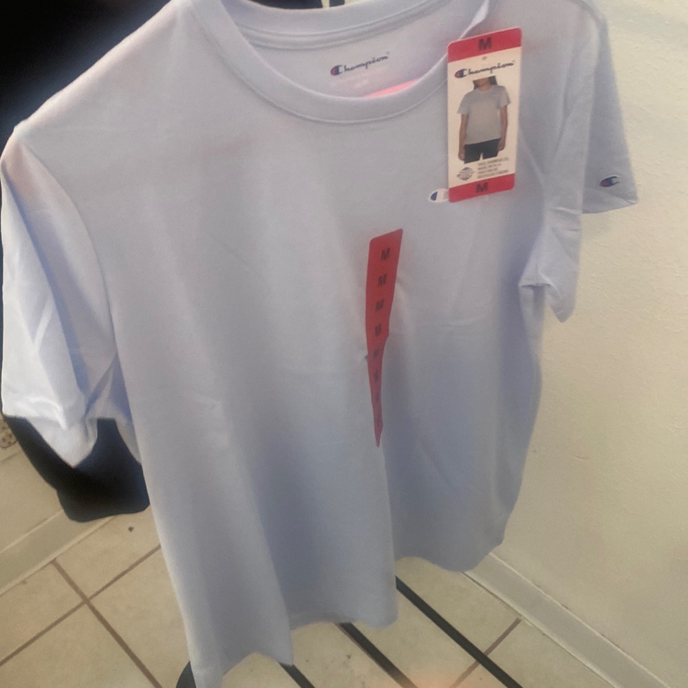 Short sleeve tee